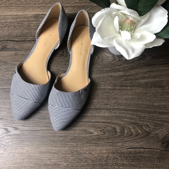 Tommy Hilfiger Shoes - Tommy Hilfiger